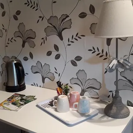 D'hotes Du Bernes Bed & Breakfast